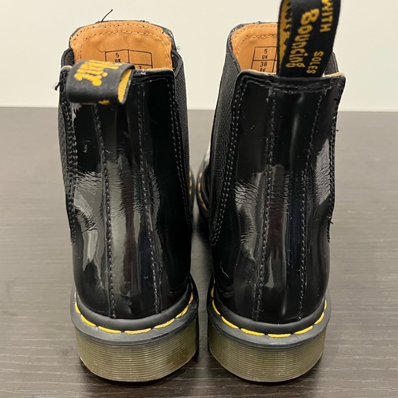 Dr. Martens Women's 2976 Patent Leather Chelsea Boots Black Size 7 - Picture 8 of 14